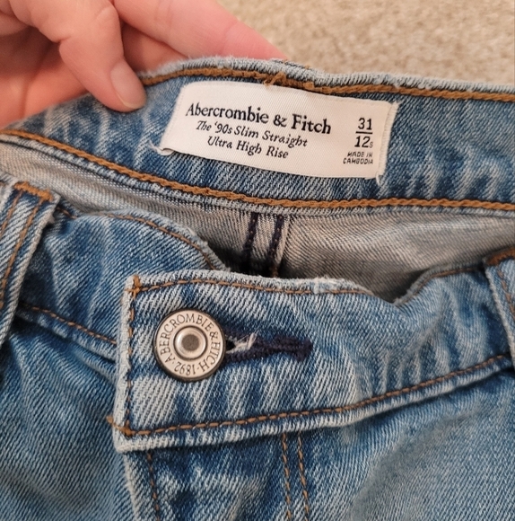 Abercrombie And Fitch The 90's Slim Straight Ultra High Waist Jeans Size 31 - Picture 5 of 7